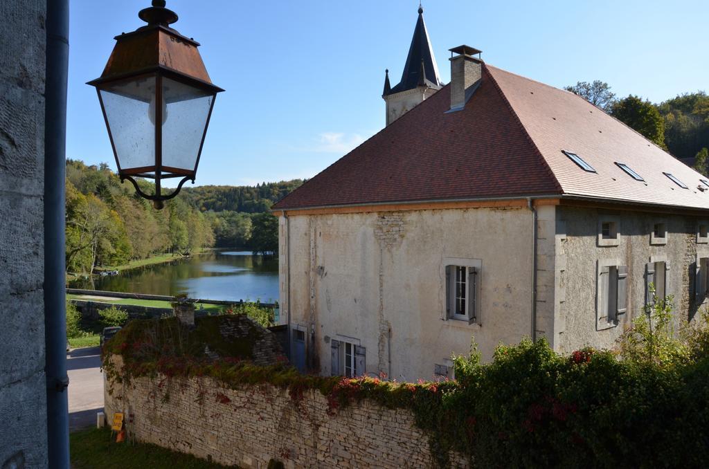 Bed and Breakfast Gentilhommière Eaux Bleues à Ecot-la Combe Extérieur photo