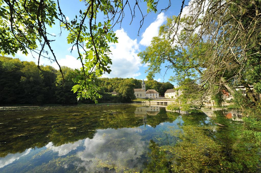 Bed and Breakfast Gentilhommière Eaux Bleues à Ecot-la Combe Extérieur photo